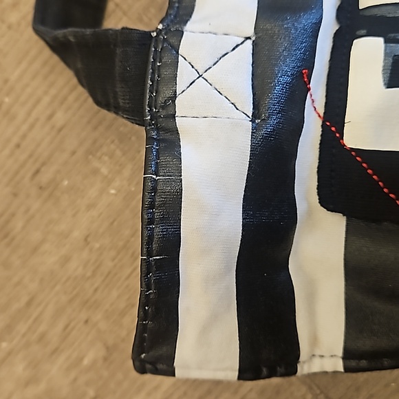 Emily The Strange Tote Bag 2007 - Picture 7 of 11